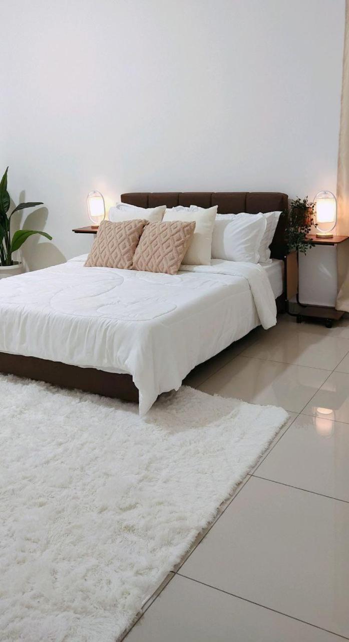 Bungavilla Resthouse Sendayan Port Dickson Bagian luar foto